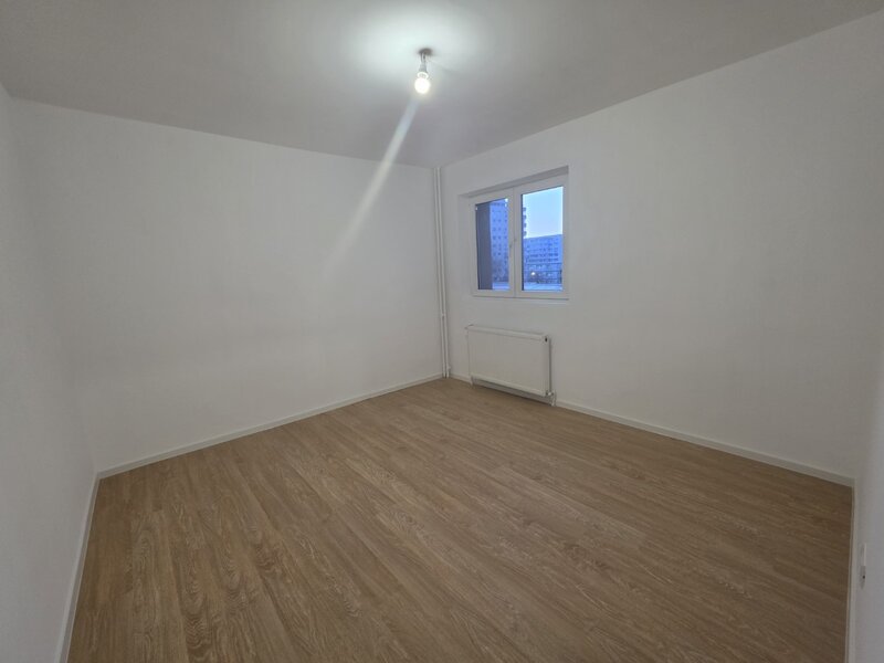 Baba Novac intersectie Campia Libertatii, 5 minute parc IOR, centrala.