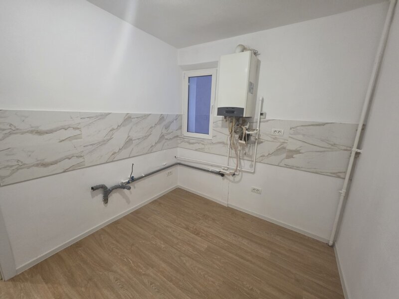 Baba Novac intersectie Campia Libertatii, 5 minute parc IOR, centrala.