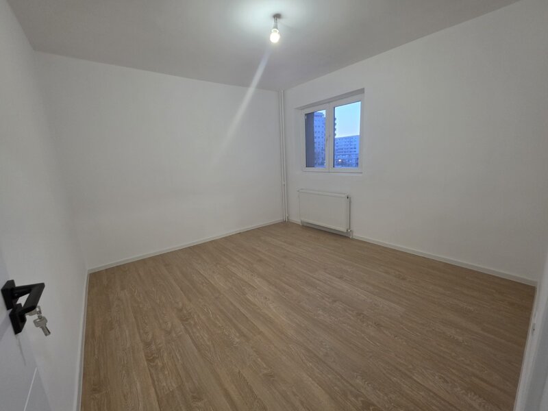 Baba Novac intersectie Campia Libertatii, 5 minute parc IOR, centrala.